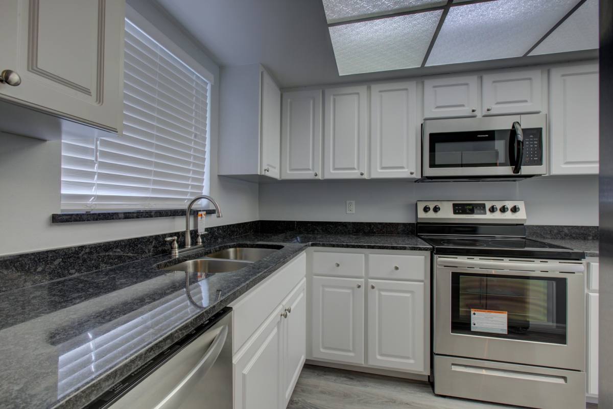 Apartment for rent at 3701 Webber St, Sarasota, FL 34232