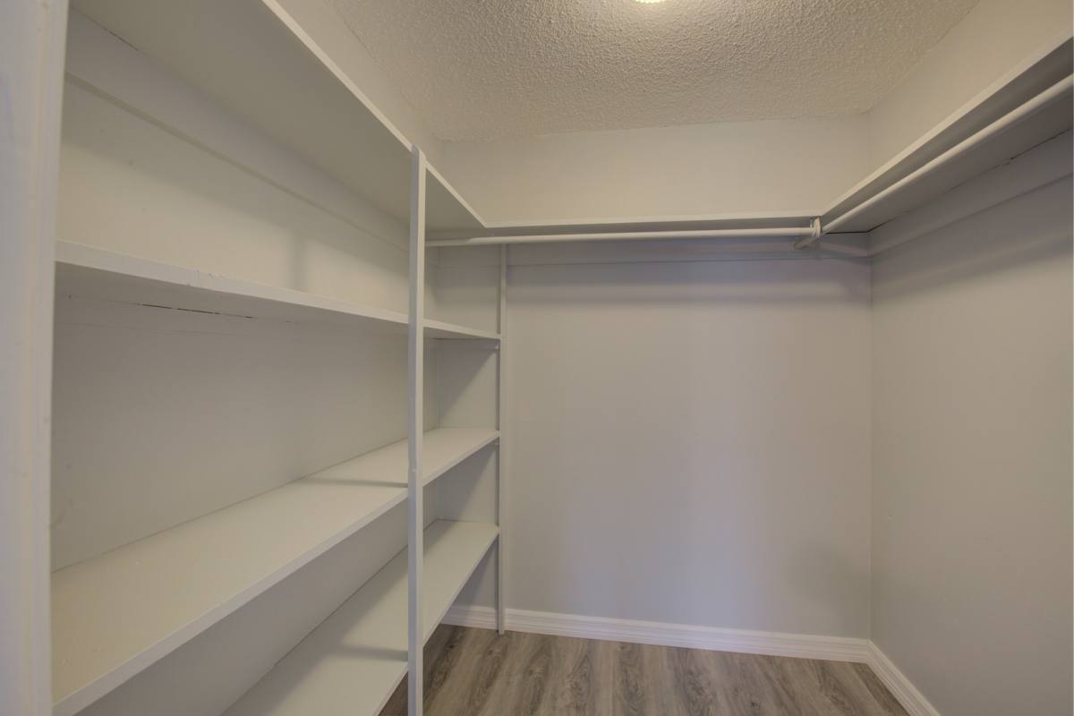 Apartment for rent at 3701 Webber St, Sarasota, FL 34232