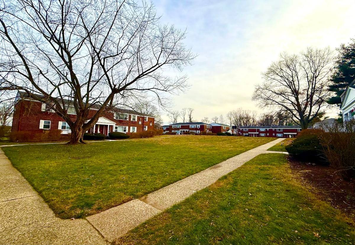 Apartment for rent at 171 Matawan Ave, Matawan, NJ 07747