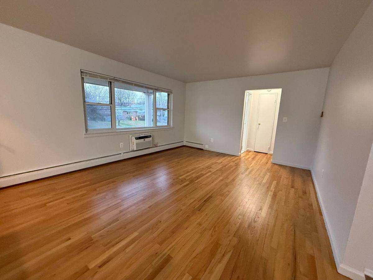 Apartment for rent at 171 Matawan Ave, Matawan, NJ 07747