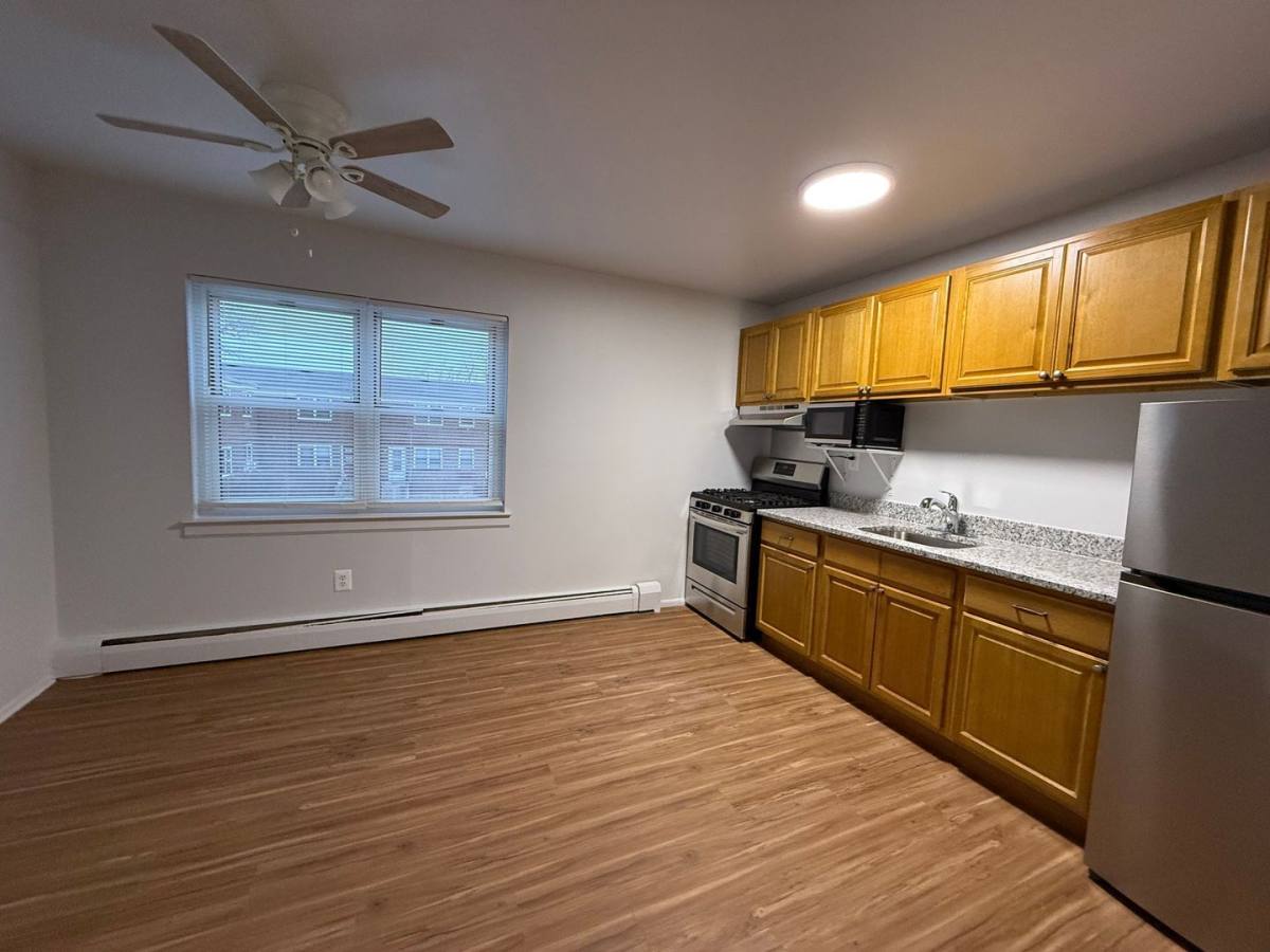 Apartment for rent at 171 Matawan Ave, Matawan, NJ 07747