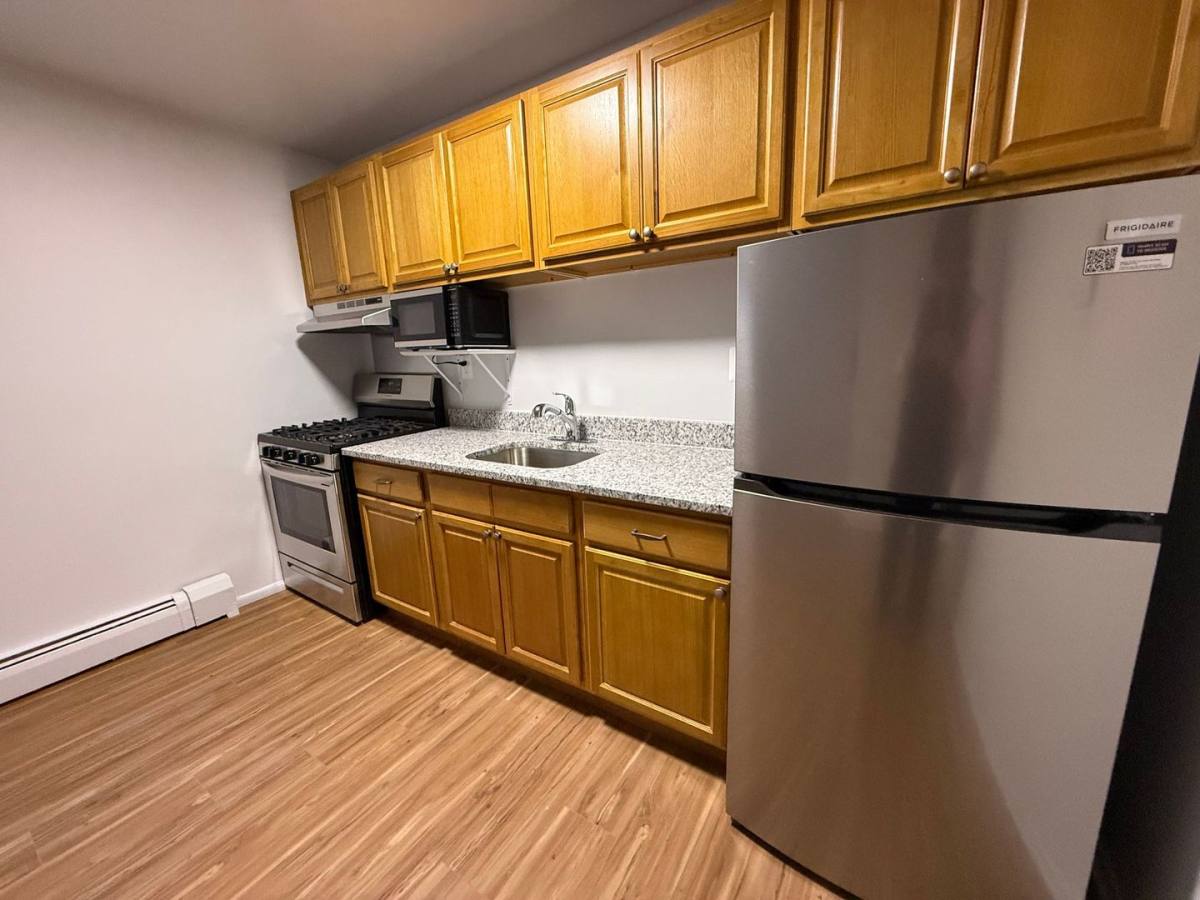 Apartment for rent at 171 Matawan Ave, Matawan, NJ 07747