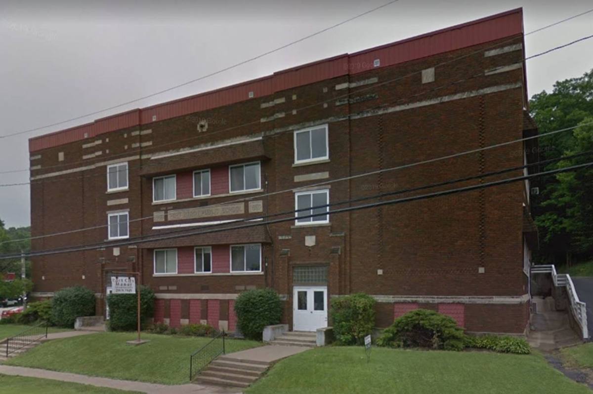 Apartment for rent at 210 N High St, Port Byron, IL 61275