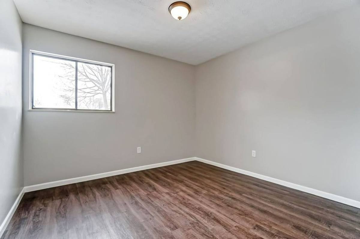 Apartment for rent at 722 Collins Ave, Marysville, OH 43040