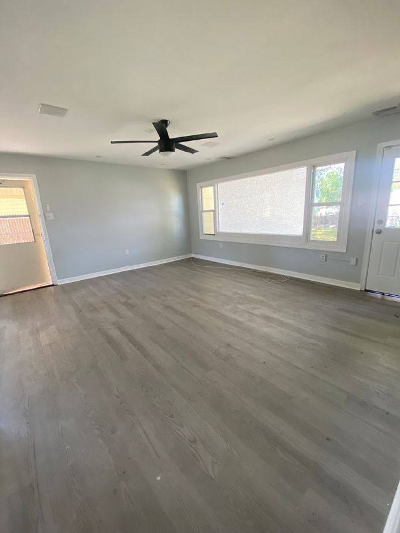 House for rent at 51 Peacock Lane, Willingboro, NJ 08046