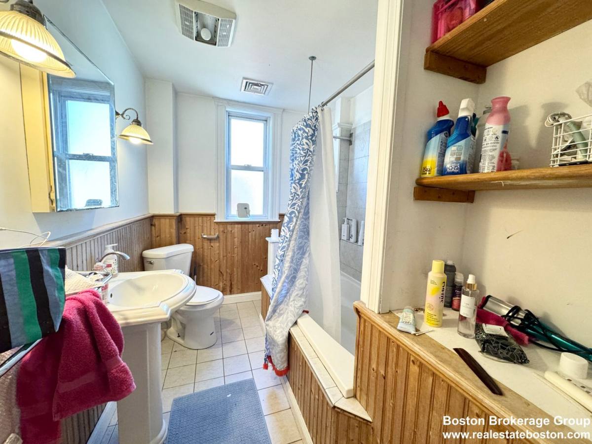 Apartment for rent at 33 Hillside St #3, Roxbury Crossing, MA 02120