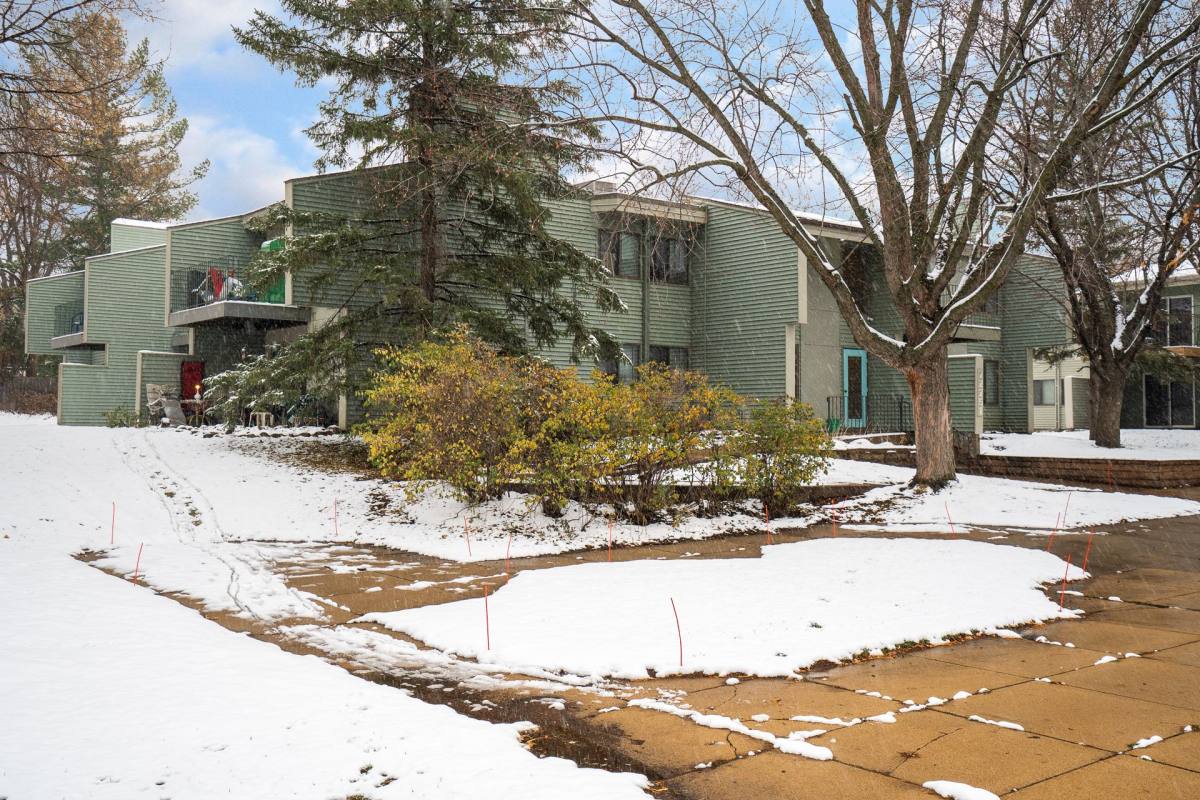Apartment for rent at 12771 Greenwood Dr, Burnsville, MN 55337