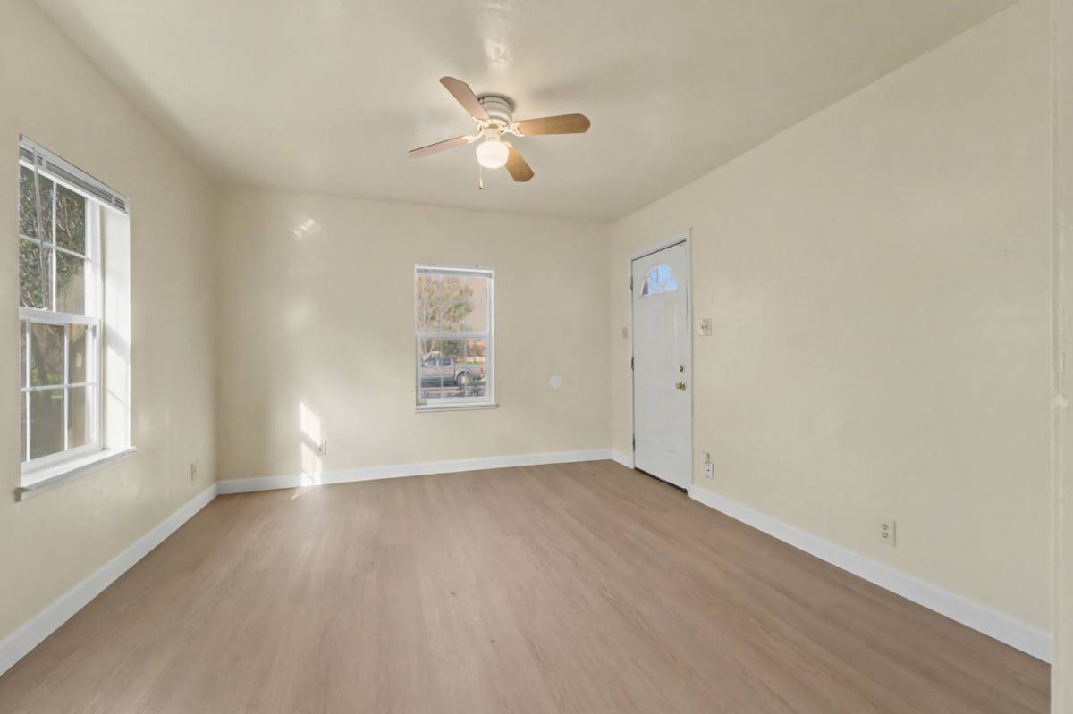 Apartment for rent at 720 1 2 14th St, Marysville, CA 95901