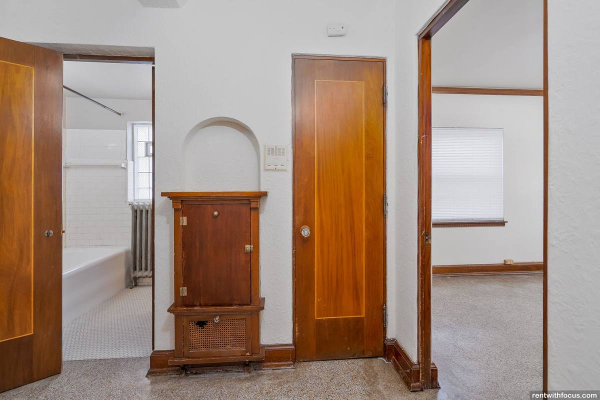 Apartment for rent at 512-520 Algoma Blvd, Oshkosh, WI 54901