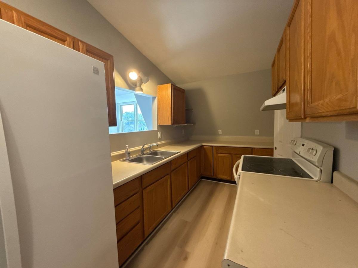 Apartment for rent at 12102 Belair Rd, Kingsville, MD 21087