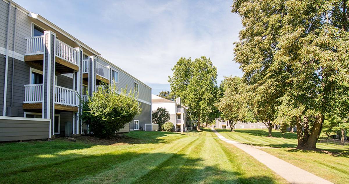 Apartment for rent at 4200 Park Ave, Des Moines, IA 50321