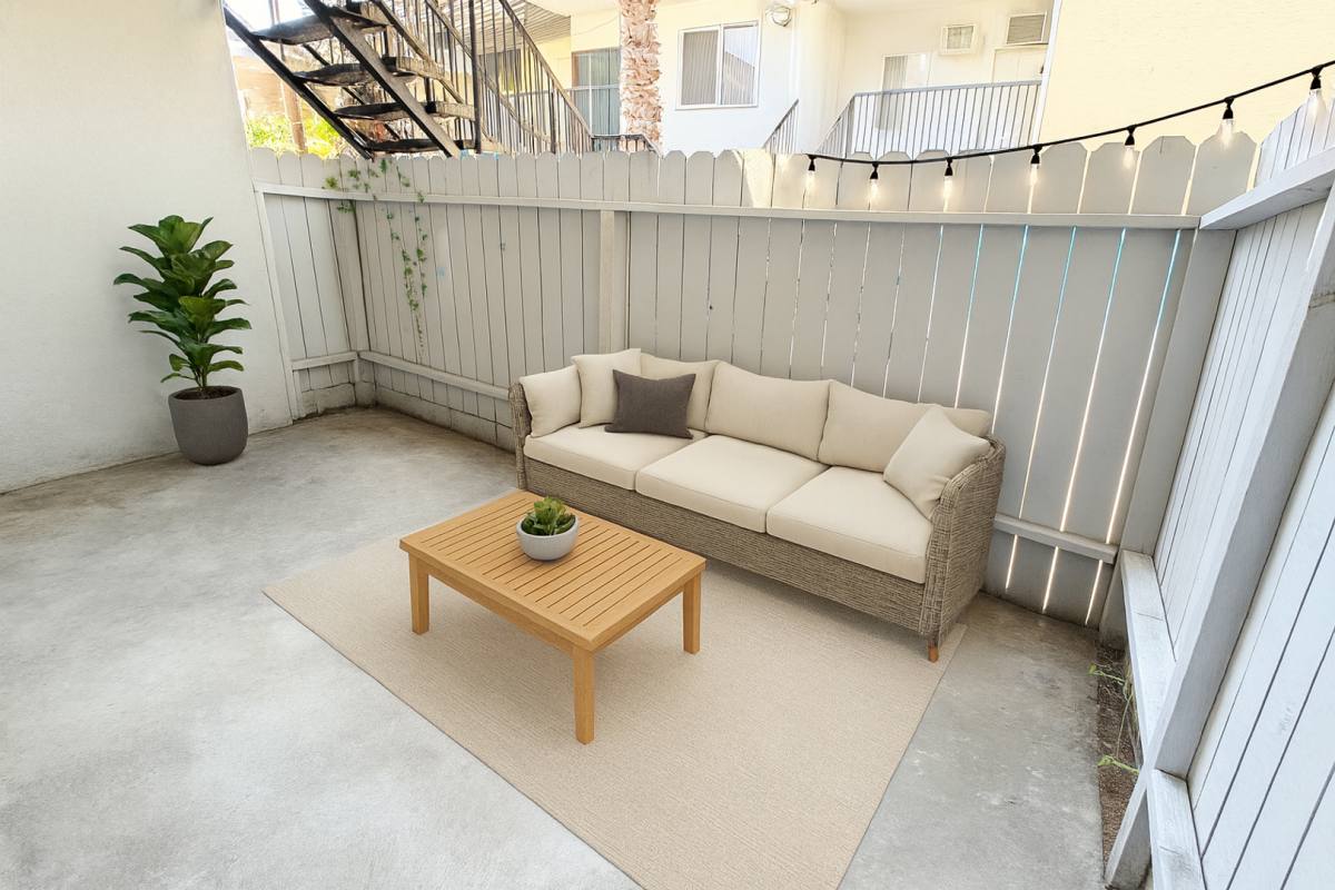 Apartment for rent at 9348 Somerset Blvd, Bellflower, CA 90706