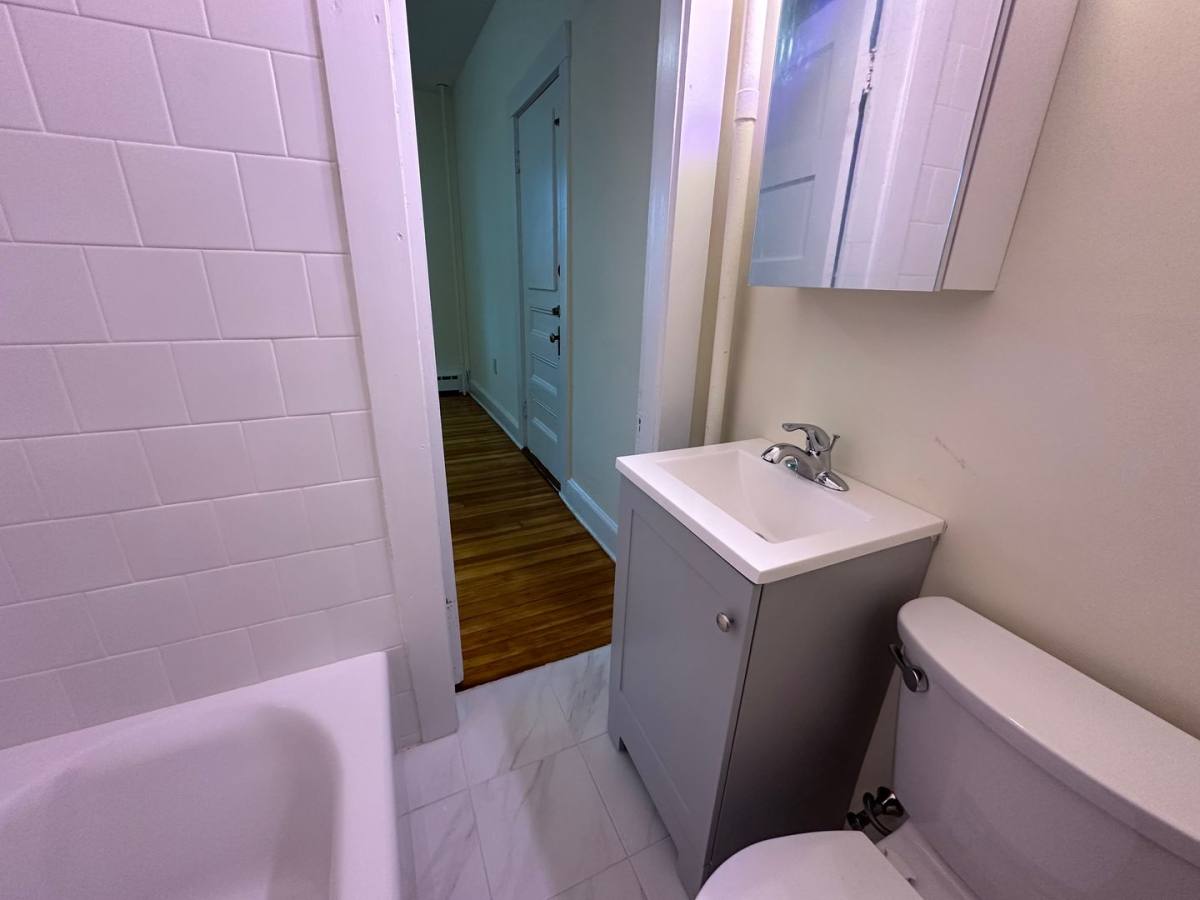 183 Winthrop Rd, Brookline, MA 02445 - Apartment For Rent - Image 8