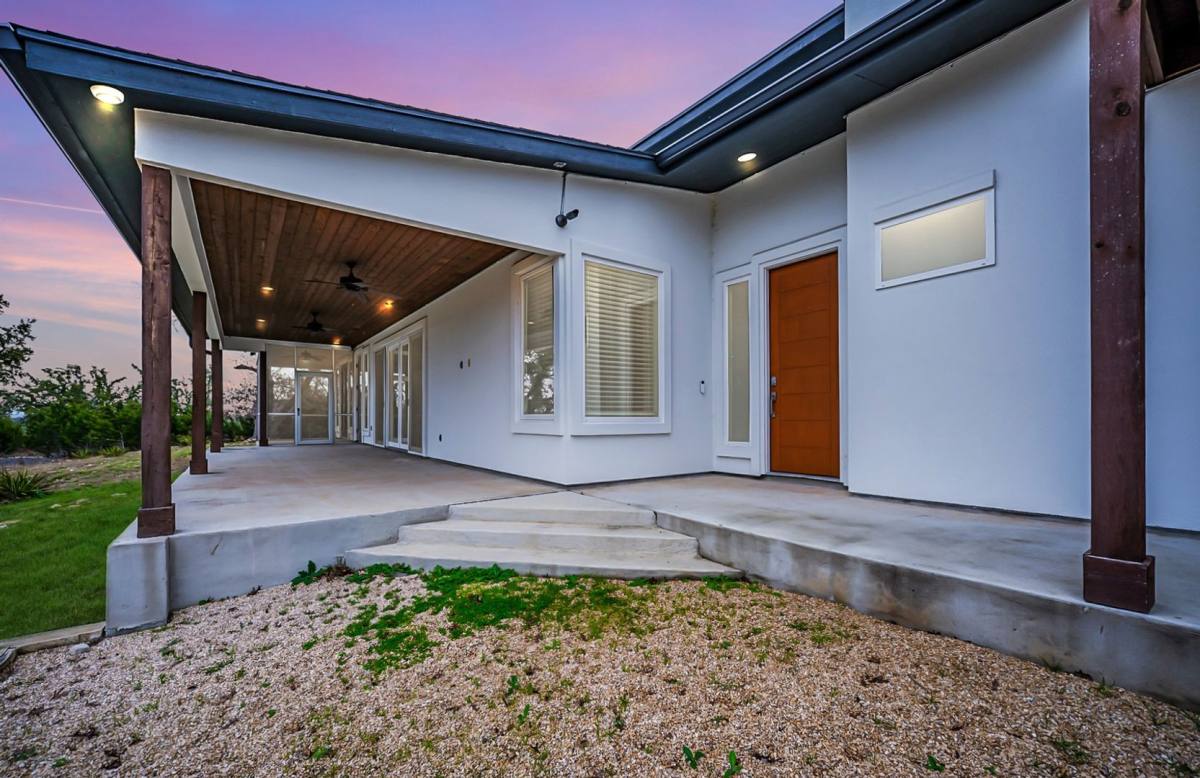 House for rent at 2109 Bella Vista, Canyon Lake, TX 78133
