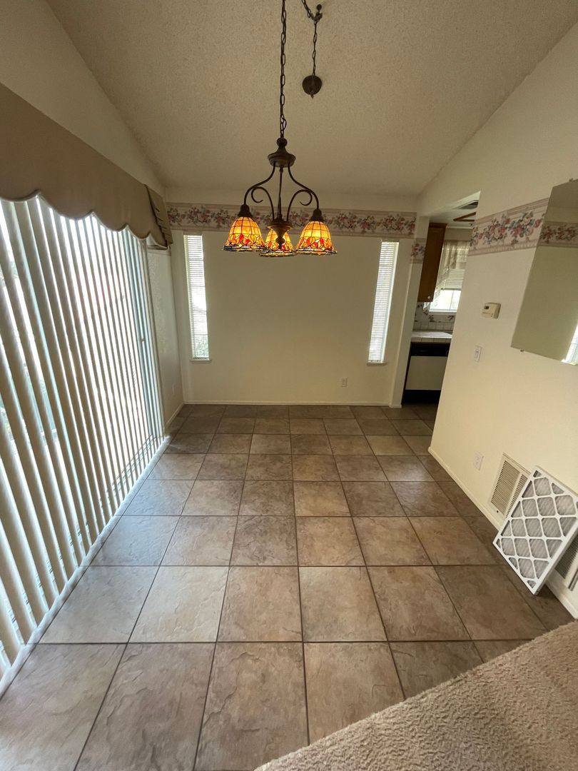 Condo for rent at 19121 Palo Verde Dr, Apple Valley, CA 92308