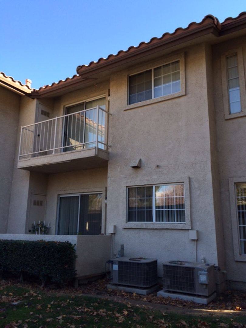 Condo for rent at 19121 Palo Verde Dr, Apple Valley, CA 92308