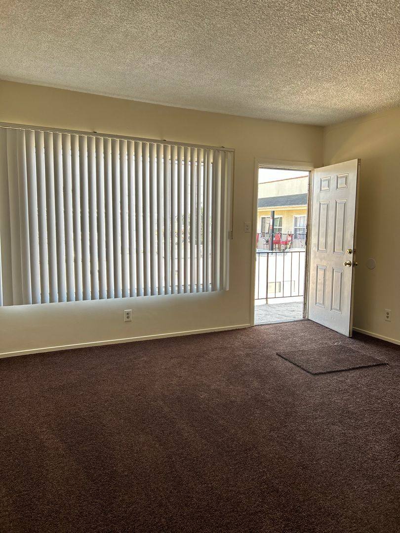 Apartment for rent at 1622 W 81st St, Los Angeles, CA 90047