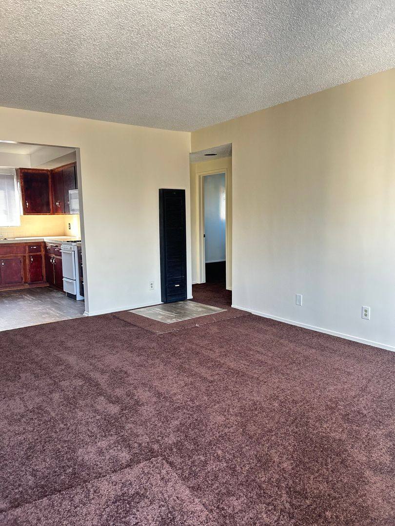 Apartment for rent at 1622 W 81st St, Los Angeles, CA 90047