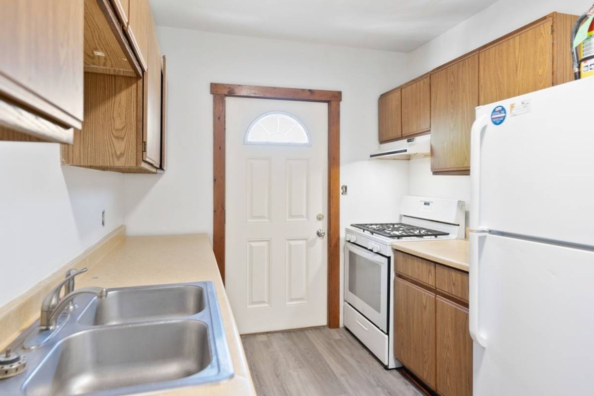 Apartment for rent at 1015 W 22nd St, Cedar Falls, IA 50613