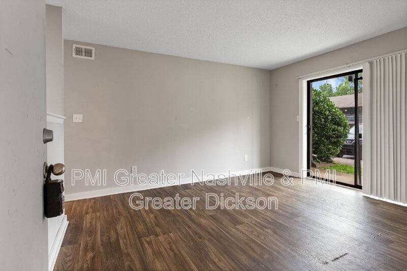 Apartment for rent at 405 Spring St #B-34, Dickson, TN 37055