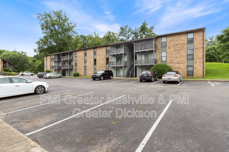 Apartment for rent at 405 Spring St #B-34, Dickson, TN 37055