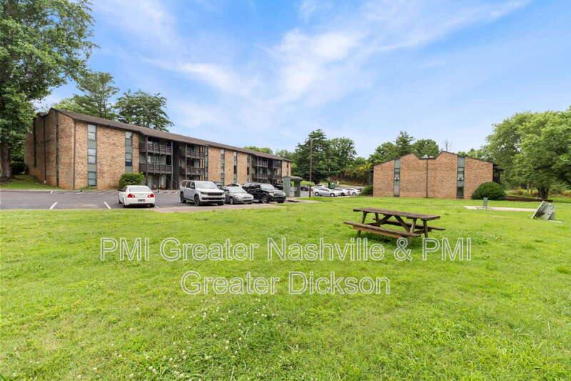 Apartment for rent at 405 Spring St #B-34, Dickson, TN 37055