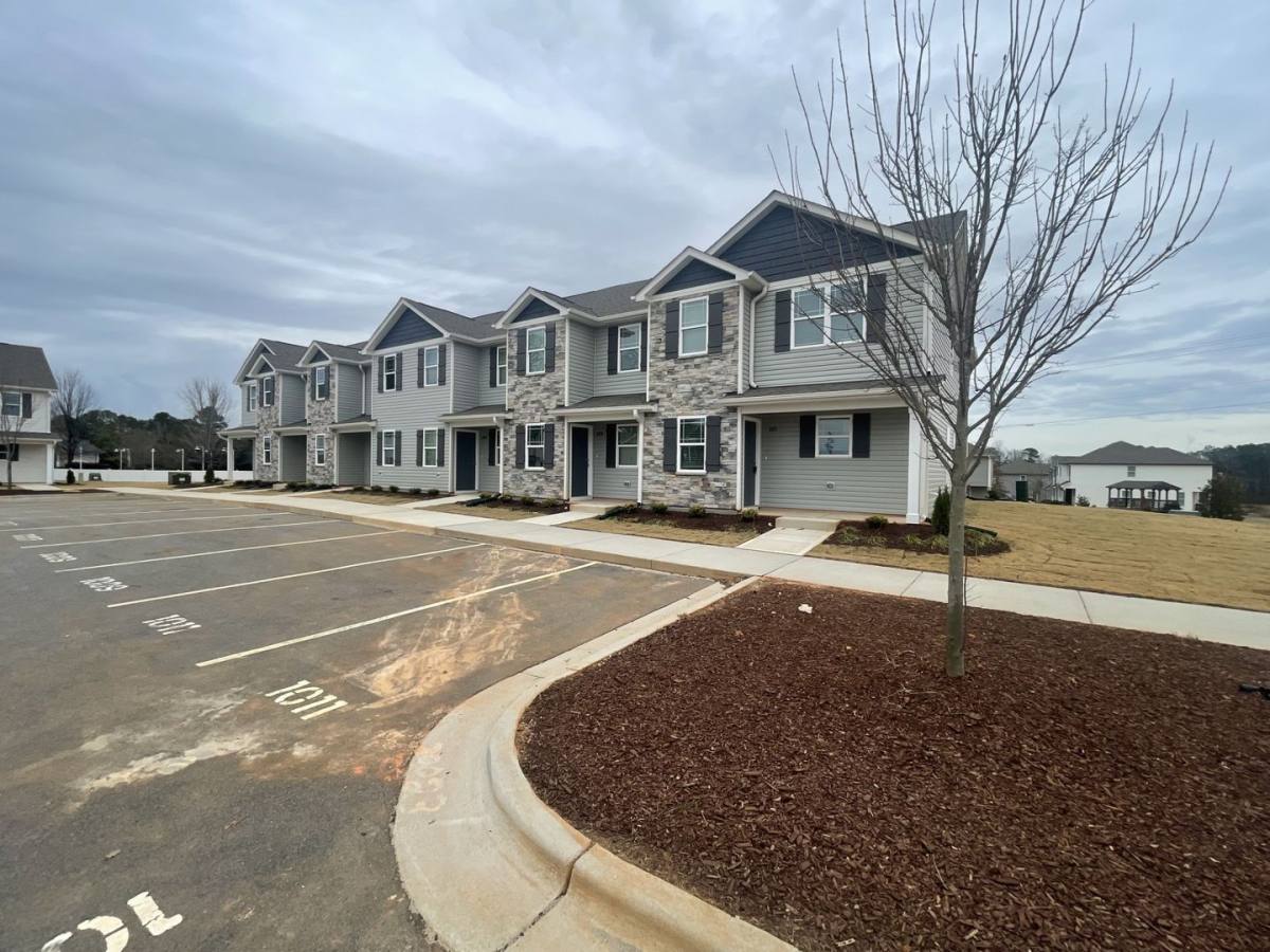 Townhouse for rent at 1009 Peony Lane, Youngsville, NC 27596