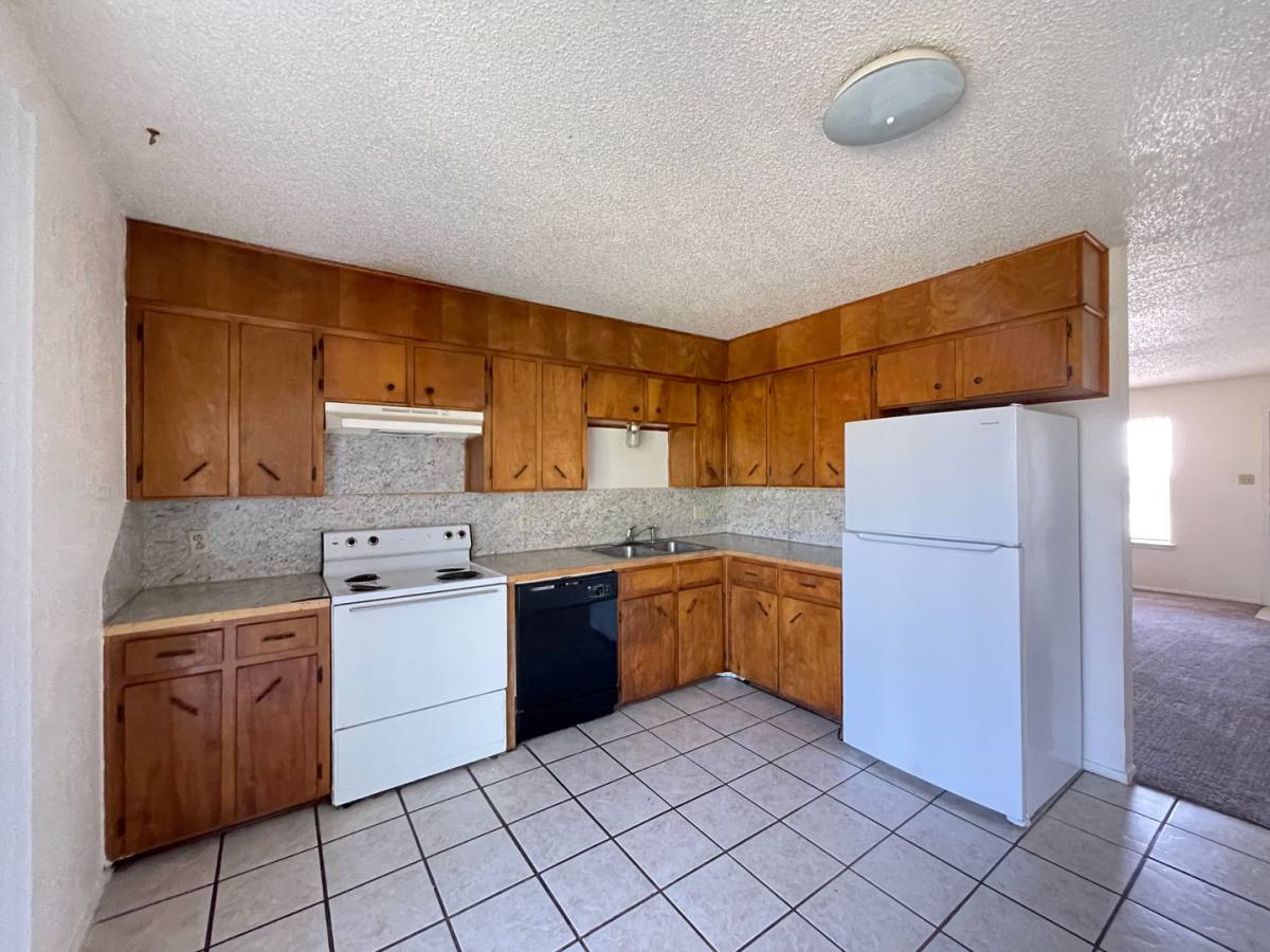Apartment for rent at 1106 Eastside Dr, Killeen, TX 76543