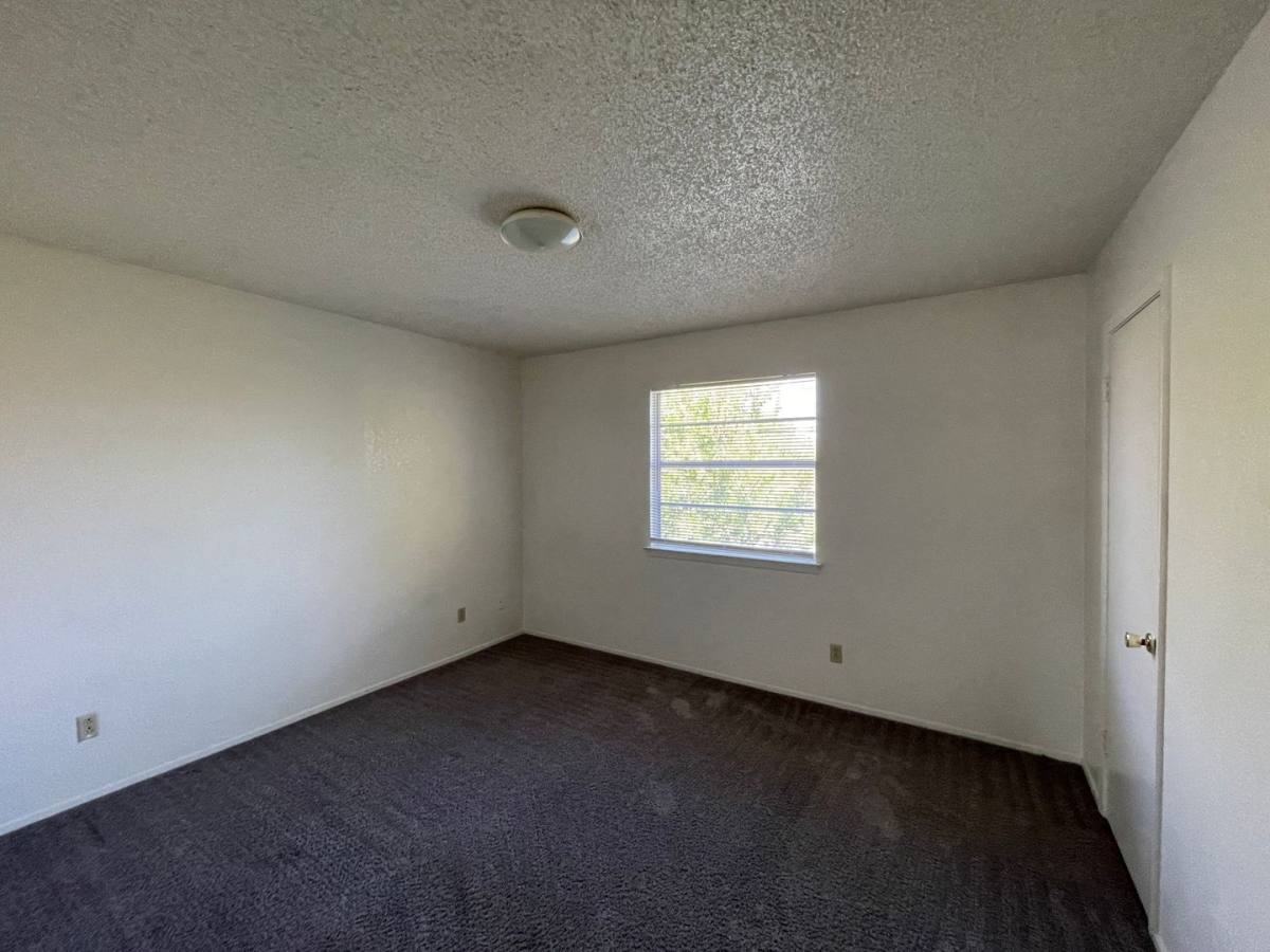 Apartment for rent at 1106 Eastside Dr, Killeen, TX 76543