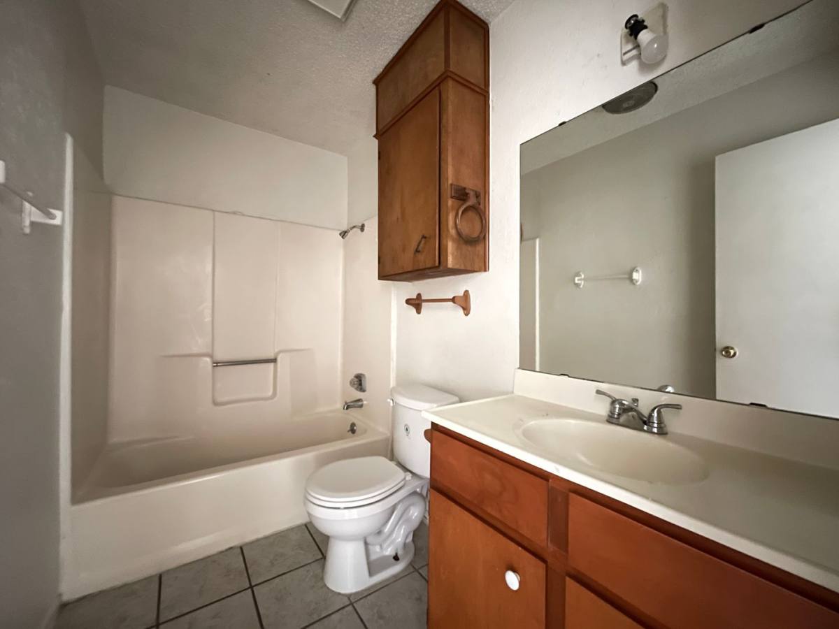 Apartment for rent at 1106 Eastside Dr, Killeen, TX 76543