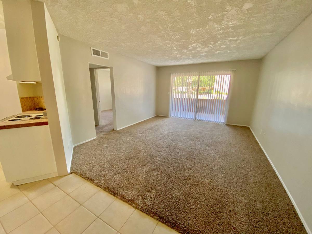 Apartment for rent at 2580 E Tahquitz Canyon Way, Palm Springs, CA 92262