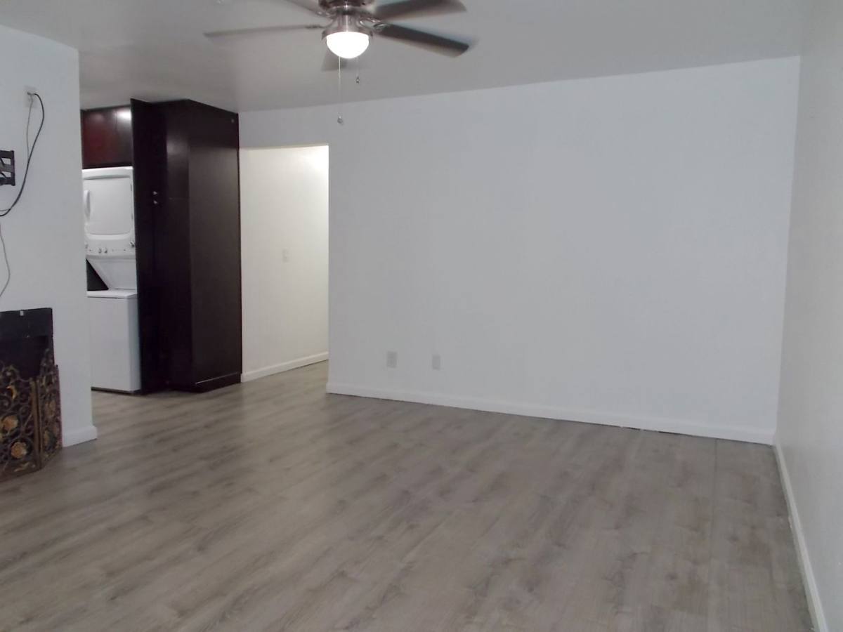 Apartment for rent at 6208 Ilanos Lane, Las Vegas, NV 89108
