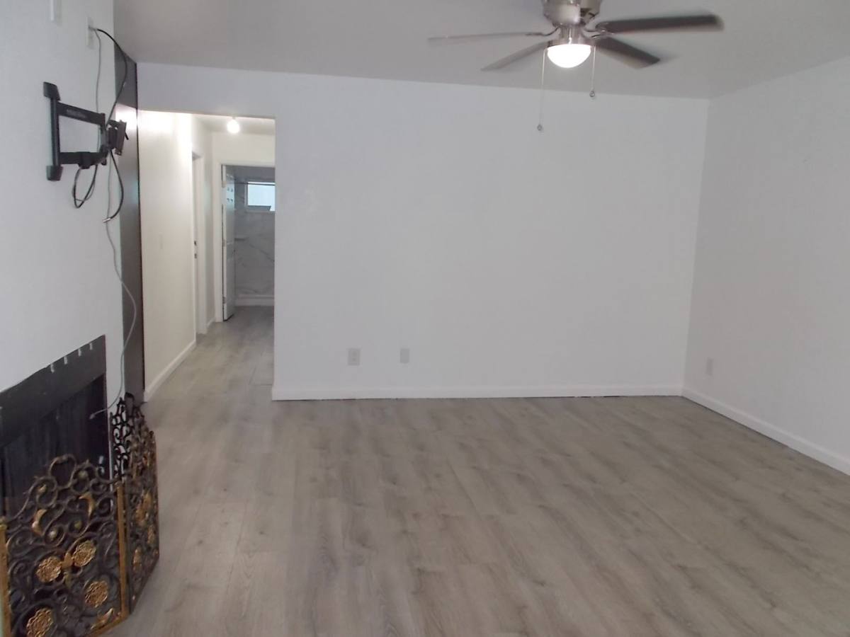 Apartment for rent at 6208 Ilanos Lane, Las Vegas, NV 89108