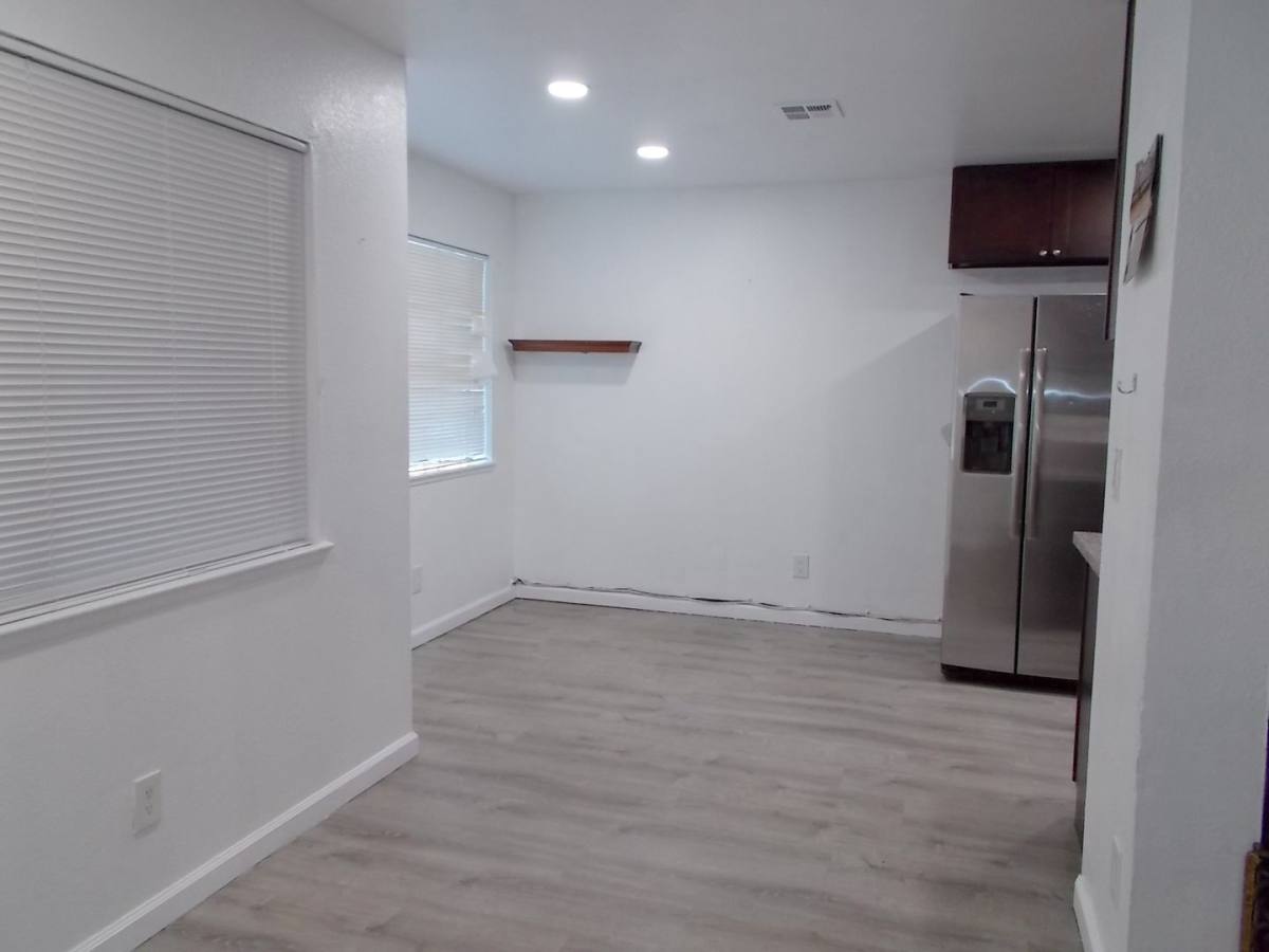 Apartment for rent at 6208 Ilanos Lane, Las Vegas, NV 89108