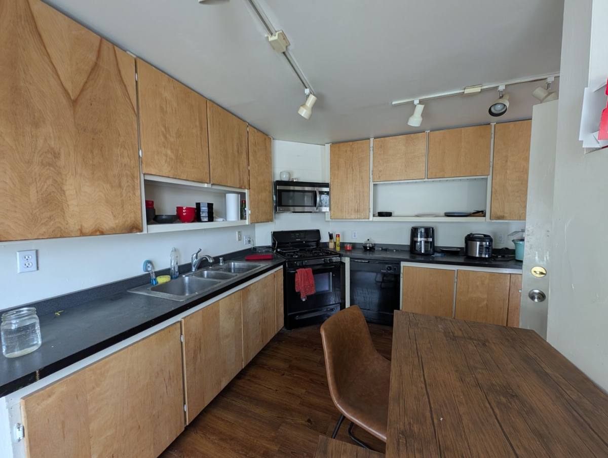 Townhouse for rent at 3244 - 3246 N Oakland Ave, Milwaukee, WI 53211