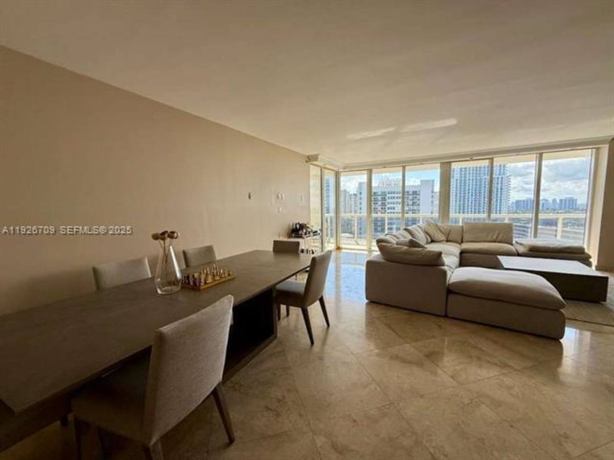 Apartment for rent at 1850 S Ocean Dr, Hallandale, FL 33009