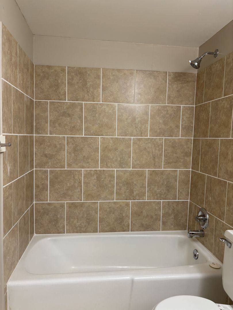 Apartment for rent at 1414 SW 27th St, Topeka, KS 66611