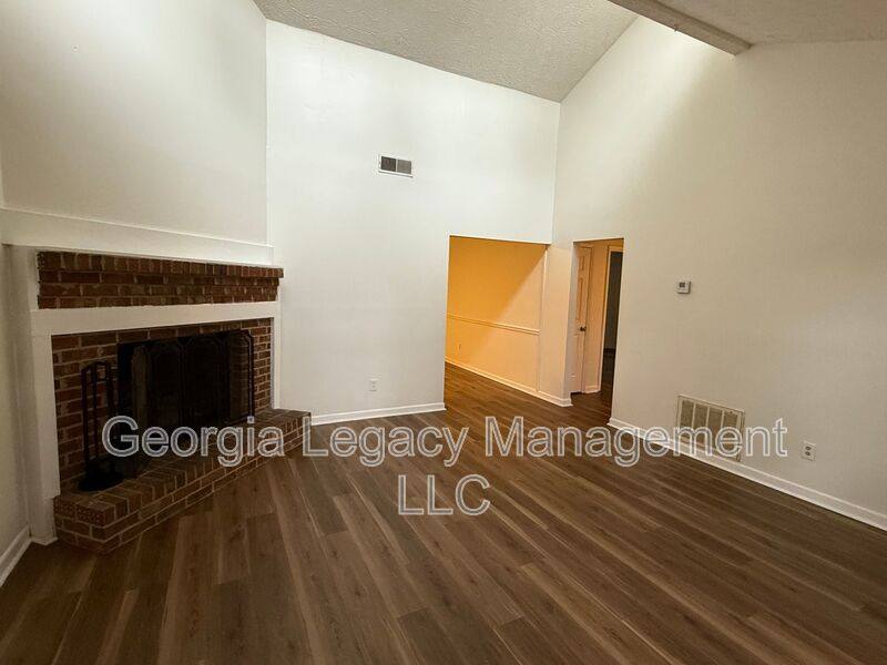 House for rent at 365 Fowler Dr, Athens, GA 30601
