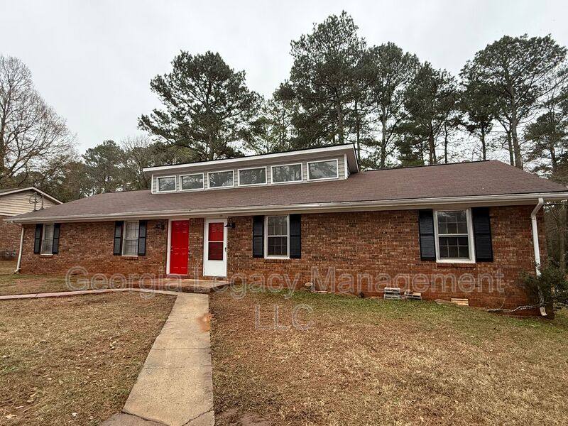 House for rent at 365 Fowler Dr, Athens, GA 30601