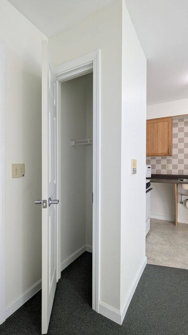 Apartment for rent at 44 Sewall St, Augusta, ME 04330