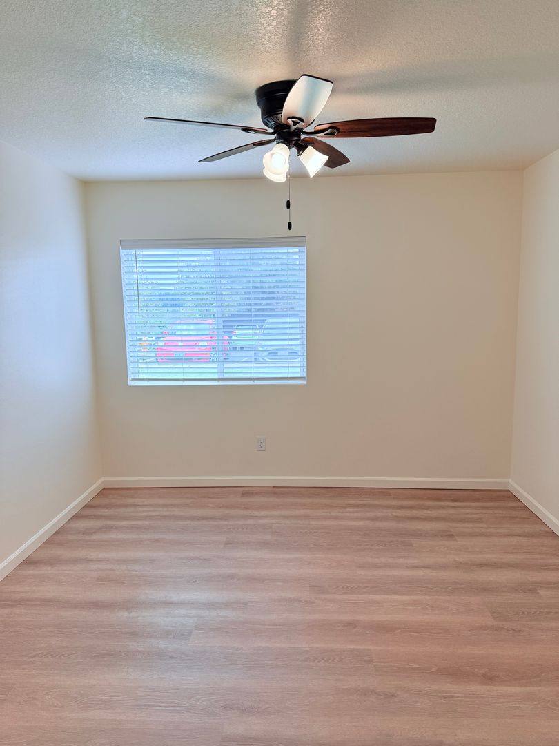 Apartment for rent at 11018 NE 18th St, Vancouver, WA 98684