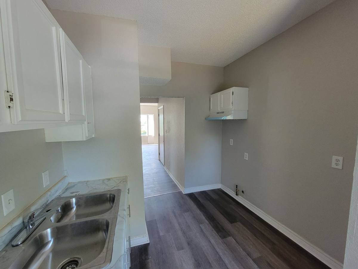 Apartment for rent at 901-907 Benton Blvd, Kansas City, MO 64127