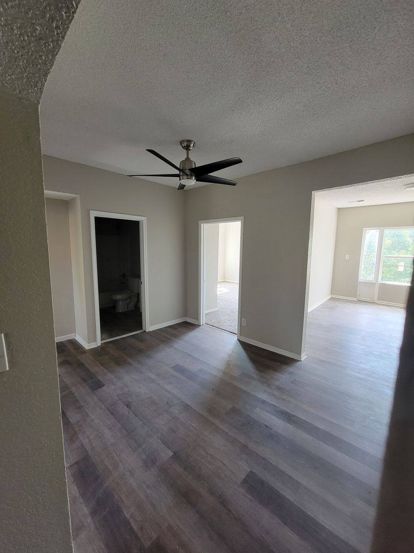 Apartment for rent at 901-907 Benton Blvd, Kansas City, MO 64127