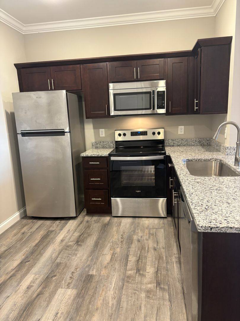 Apartment for rent at 222 Moss View St, Bowling Green, KY 42101