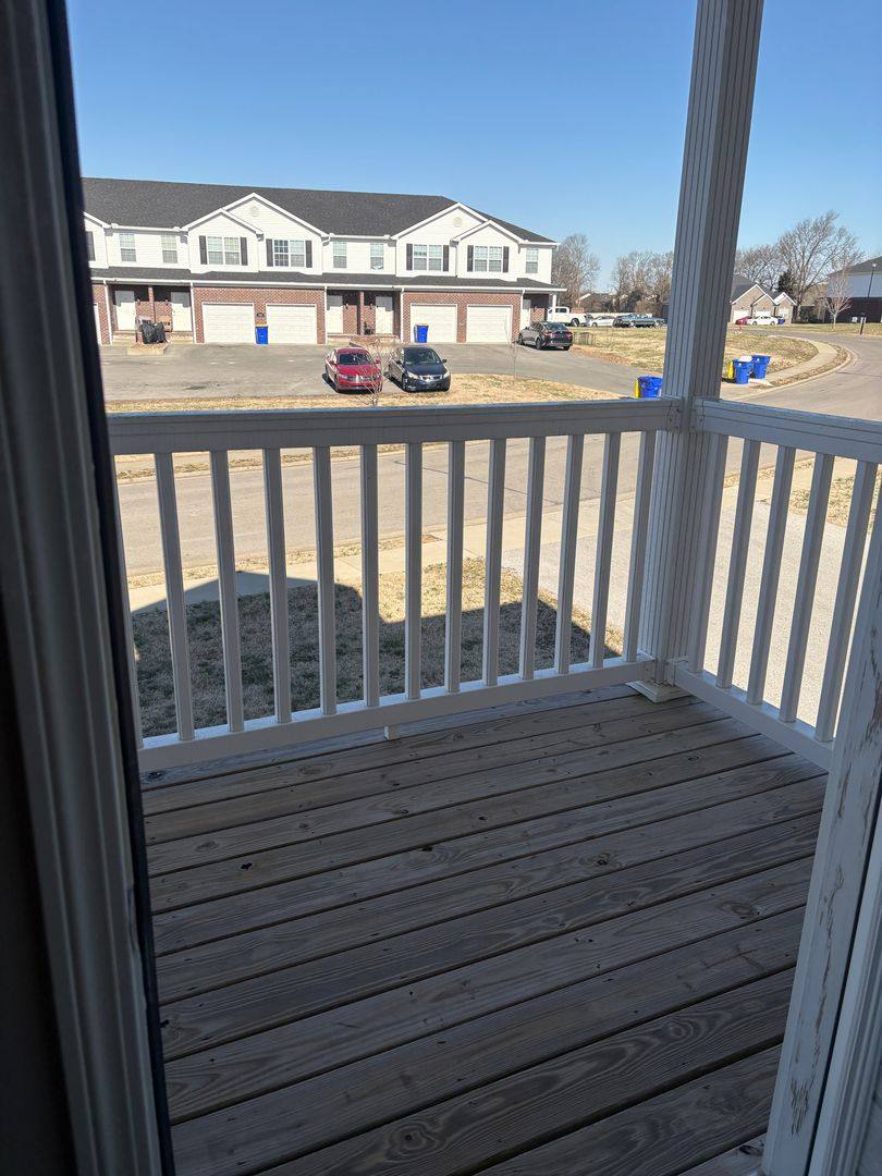 Apartment for rent at 222 Moss View St, Bowling Green, KY 42101