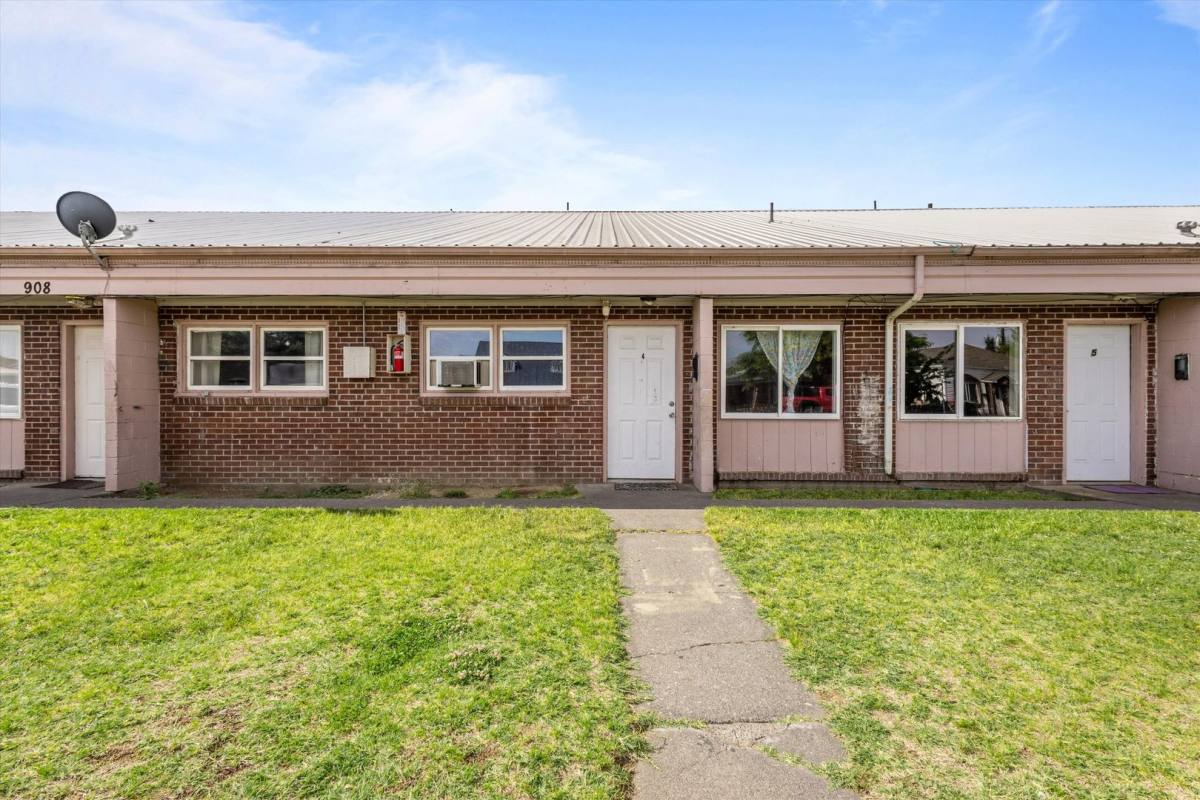 Apartment for rent at 908 W Ruby, Pasco, WA 99301
