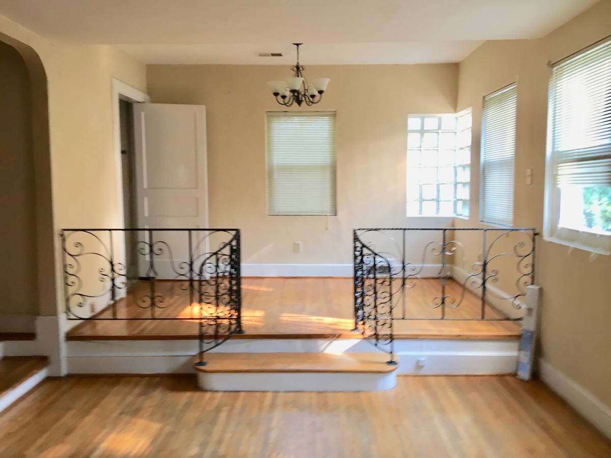 Apartment for rent at 118 S Waccamaw Ave, Columbia, SC 29205