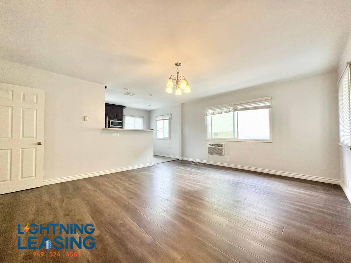 Apartment for rent at 1526 Corinth Ave #9D, Los Angeles, CA 90025