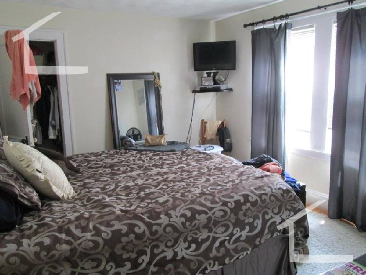 Apartment for rent at 72 Brock St #1A, Brighton, MA 02135