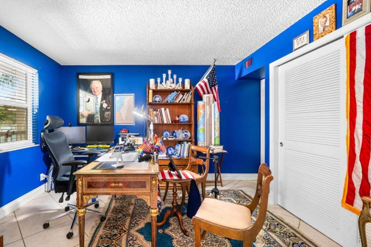 House for rent at 374 Golfview Rd, North Palm Beach, FL 33408